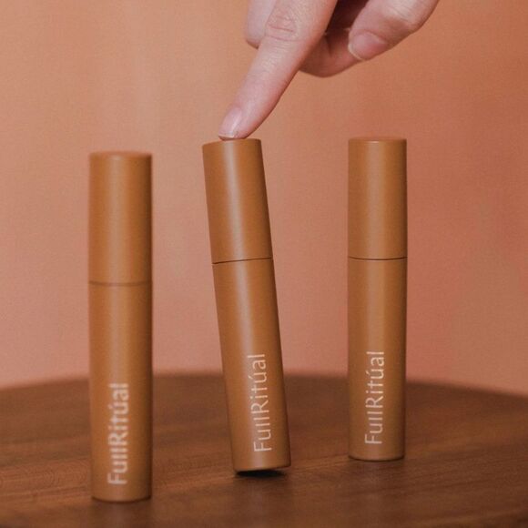 NIP Magnetic Lip Balm in Second Nature - Full Ritual - Picture 2 of 7